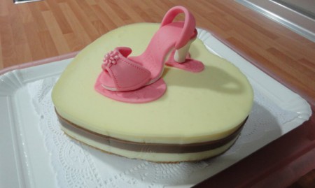 Tarta de 2 chocolates con tacón.